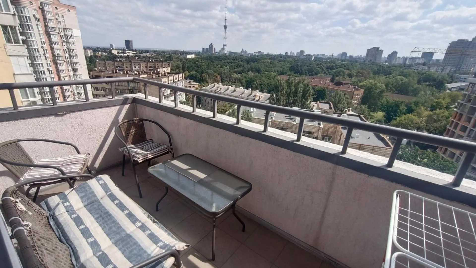 Apartments On Rudanskogo Kiev
